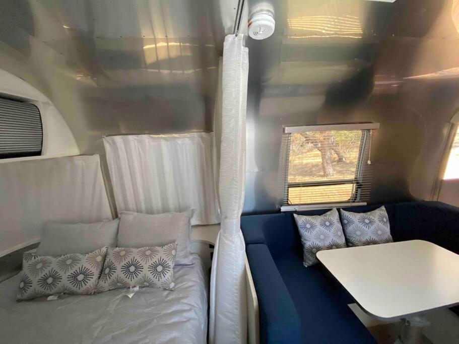 Modern Airstream With Amazing View - 10 To 15 Minutes From Kings Canyon National Park Dunlap Екстер'єр фото